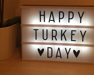 friendsgiving international student bloggers