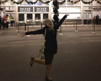 International Student Blogger - West End Shows on a Budget - International Student Blogger - West End Shows on a Budget - Salome outside ticket office